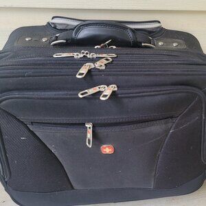 Swissgear Black Red Rolling Briefcase Padded Laptop Pocket 17 Inches